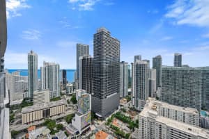 55 SW 9th St 3705, Miami, FL 33130 - MLS#F10508305