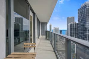 55 SW 9th St 3705, Miami, FL 33130 - MLS#F10508305
