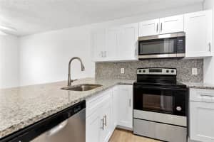 1084 Coral Club Dr 1084, Coral Springs, FL 33071 Sold 08/29/25