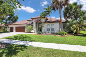 2100 NW 127th Avenue, Pembroke Pines, FL 33028 - MLS#F10508340