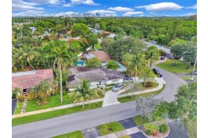 2732 NW 9th Ter, Wilton Manors, FL 33311 - MLS#F10508351