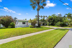920 NW 42nd Ter, Coconut Creek, FL 33066 - MLS#F10508363
