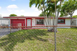 2721 22nd Street, Fort Lauderdale, FL 33311 - MLS#F10508429