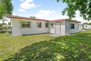 2721 22nd Street, Fort Lauderdale, FL 33311 - MLS#F10508429