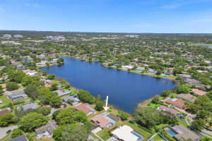 7011 SW 11th St, Plantation, FL 33317 Sold 08/05/25