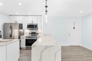 825 Nw 13th St 101, Boca Raton