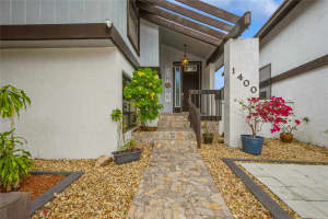 1400 W Sandpiper Cir, Pembroke Pines, FL 33026 Sold 12/19/25