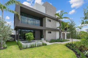 2881 NE 35th St, Fort Lauderdale, FL 33306 Sold 07/29/25