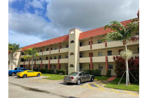 8101 N Sunrise Lakes Dr 302, Sunrise