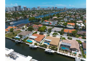 3071 NE 47th St, Fort Lauderdale, FL 33308 Sold 09/05/25