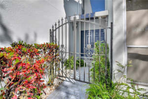6133 Old Court Rd, Boca Raton, FL 33433 - MLS#F10508591