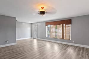 9510 NW 81st Ct, Tamarac, FL 33321 - MLS#F10508609