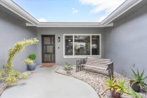 9440 NW 24th Pl, Pembroke Pines, FL 33024 Sold 08/06/25