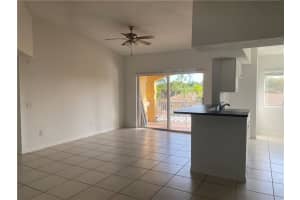 9640 NW 2ND ST 5-302, Pembroke Pines, FL 33024 - MLS#F10508658