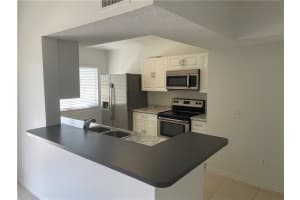 9640 NW 2ND ST 5-302, Pembroke Pines, FL 33024 - MLS#F10508658