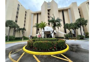 7100 Radice Ct 104, Lauderhill