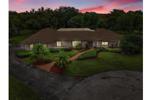 11000 SW 75th Ct, Pinecrest, FL 33156 Sold 09/22/25