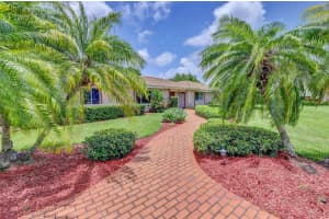 11000 SW 75th Ct, Pinecrest, FL 33156 Sold 09/22/25