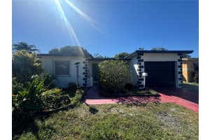 831 SW 64th Ave, North Lauderdale, FL 33068 Sold 06/02/25