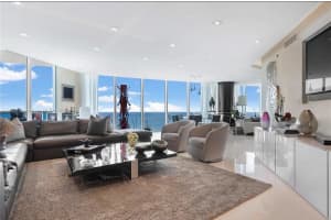 2711 S Ocean Dr 2902, Hollywood, FL 33019 Sold 09/26/25