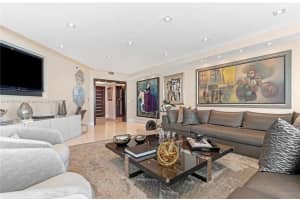 2711 S Ocean Dr 2902, Hollywood, FL 33019 Sold 09/26/25