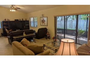 6341 Gauntlet Hall Ln, Davie, FL 33331 Sold 10/15/25