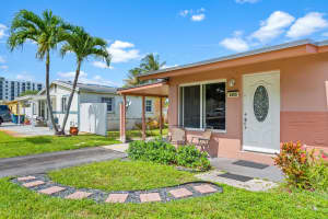 4908 SW 45th Ave, Fort Lauderdale, FL 33314 - MLS#F10508852