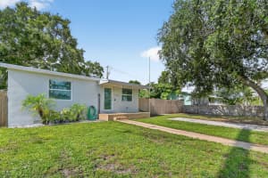 6400 Oak St, Hollywood, FL 33024 Sold 08/28/25