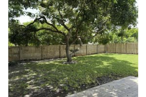 268 NW 12th St, Boca Raton, FL 33432 Sold 09/04/25