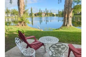 5621 Hammock Ln 124, Fort Lauderdale