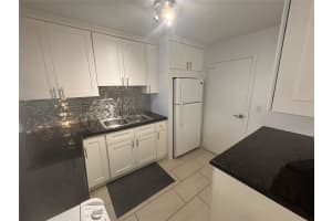 336 N Birch Road 2-C, Fort Lauderdale, FL 33304 - MLS#F10508942