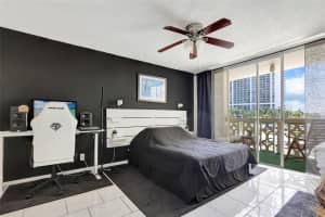 1817 S Ocean Dr 327, Hallandale Beach, FL 33009 - MLS#F10508952