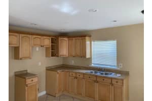 179 S Barfield Hwy 1, Pahokee, FL 33476 - MLS#F10508956