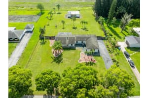 5200 SW 186th Ave, Southwest Ranches, FL 33332 Sold 07/16/25