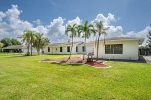 5200 SW 186th Ave, Southwest Ranches, FL 33332 Sold 07/16/25