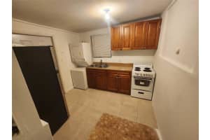 8520 NW 24 PL, Sunrise, FL 33322 - MLS#F10509083