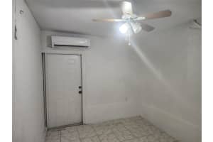 8520 NW 24 PL, Sunrise, FL 33322 - MLS#F10509083