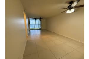 110 Lake Emerald Dr 405, Oakland Park, FL 33309 - MLS#F10509102