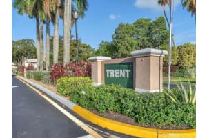 7302 S Devon Dr 307, Tamarac
