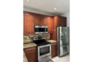 1838 Nw 79th Way, Pembroke Pines
