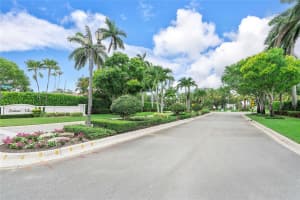 5725 NW 100th Ter, Coral Springs, FL 33076 Sold 07/25/25