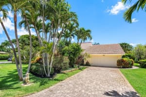 4899 Pineview Cir, Delray Beach, FL 33445 Sold 08/04/25