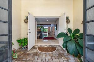4899 Pineview Cir, Delray Beach, FL 33445 Sold 08/04/25