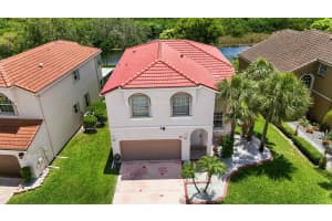 301 NW 151st Ave, Pembroke Pines, FL 33028 Sold 08/28/25