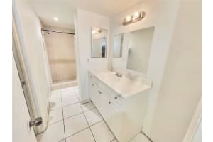 2800 NW 56th Ave E102, Lauderhill, FL 33313 - MLS#F10509195