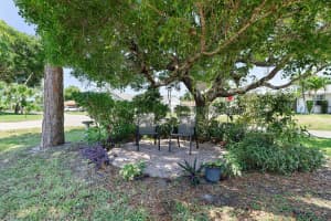 6301 Boyd Ln, Lake Worth, FL 33462 Sold 07/25/25