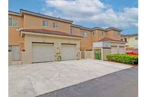 2314 SE 21st St 2314, Homestead, FL 33035 - MLS#F10509227