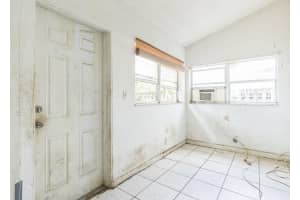 8008 SW 6th St, North Lauderdale, FL 33068 Sold 01/02/26