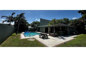 450 NW 79th Ave, Plantation, FL 33324 Sold 11/17/25