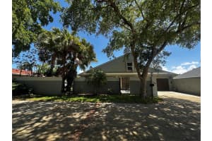 450 NW 79th Ave, Plantation, FL 33324 Sold 11/17/25